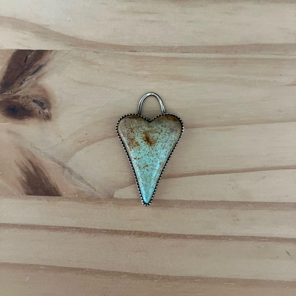 Dirt Road Girls turquoise heart pendant vintage